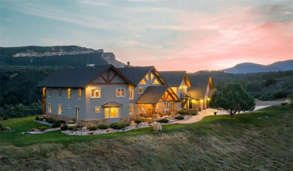 935 Mountain Memories Lane, Durango, CO 81301, 6 Bedrooms Bedrooms, ,5 BathroomsBathrooms,Residential,For Sale,935 Mountain Memories Lane,20767542
