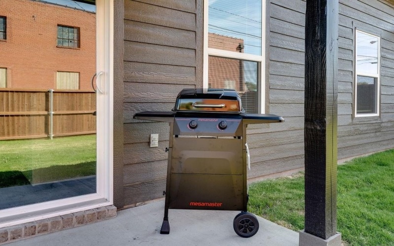 3020 Henry #A, Greenville, TX 75401, 3 Bedrooms Bedrooms, ,2 BathroomsBathrooms,Residential Lease,For Rent,3020 Henry,20767594