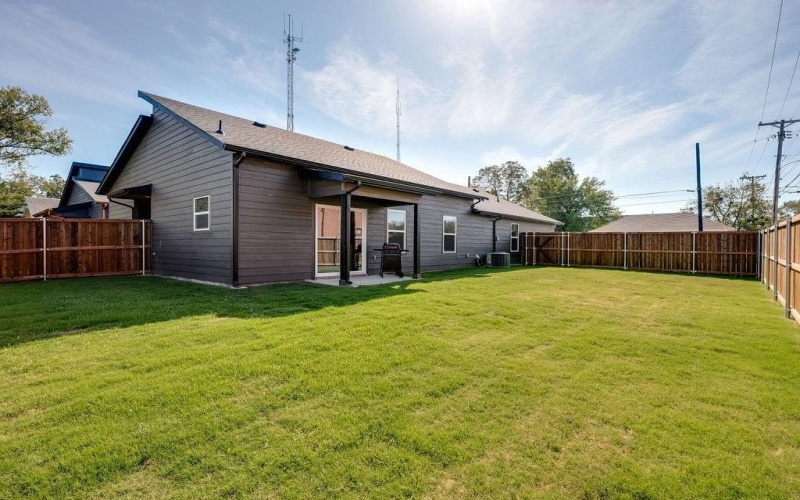 3020 Henry #A, Greenville, TX 75401, 3 Bedrooms Bedrooms, ,2 BathroomsBathrooms,Residential Lease,For Rent,3020 Henry,20767594