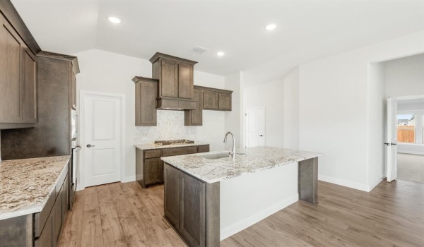 187 Creekside Drive, Sanger, TX 76266, 4 Bedrooms Bedrooms, ,3 BathroomsBathrooms,Residential,For Sale,187 Creekside Drive,20767601