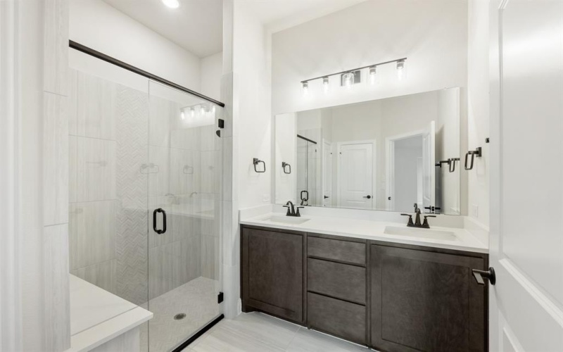 187 Creekside Drive, Sanger, TX 76266, 4 Habitaciones Habitaciones , ,3 BañosBaños,Residential,En Venta,187 Creekside Drive,20767601