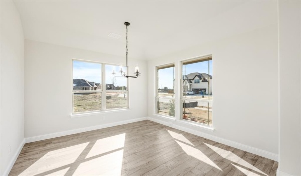 187 Creekside Drive, Sanger, TX 76266, 4 Bedrooms Bedrooms, ,3 BathroomsBathrooms,Residential,For Sale,187 Creekside Drive,20767601