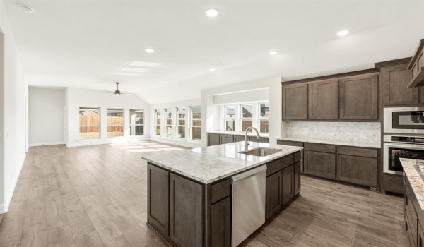187 Creekside Drive, Sanger, TX 76266, 4 Bedrooms Bedrooms, ,3 BathroomsBathrooms,Residential,For Sale,187 Creekside Drive,20767601