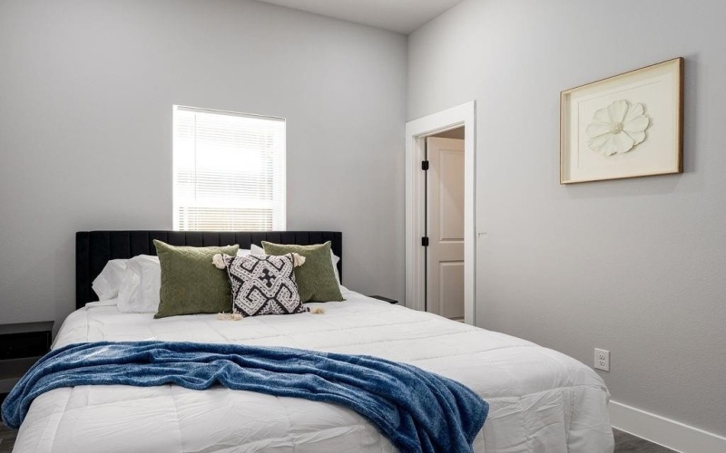 3020 Henry #B, Greenville, TX 75401, 3 Bedrooms Bedrooms, ,2 BathroomsBathrooms,Residential Lease,For Rent,3020 Henry,20767606