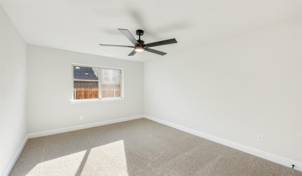 180 Creekside Drive, Sanger, TX 76266, 4 Habitaciones Habitaciones , ,3 BañosBaños,Residential,En Venta,180 Creekside Drive,20767631