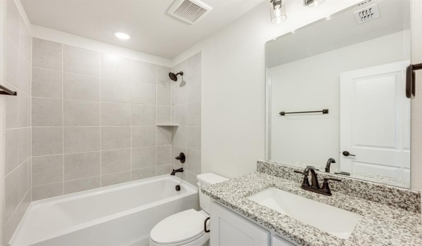 180 Creekside Drive, Sanger, TX 76266, 4 Habitaciones Habitaciones , ,3 BañosBaños,Residential,En Venta,180 Creekside Drive,20767631