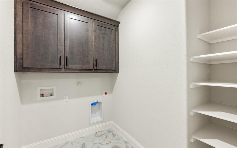 914 Cardinal Drive, Midlothian, TX 76065, 3 Bedrooms Bedrooms, ,3 BathroomsBathrooms,Residential,For Sale,914 Cardinal Drive,20767758