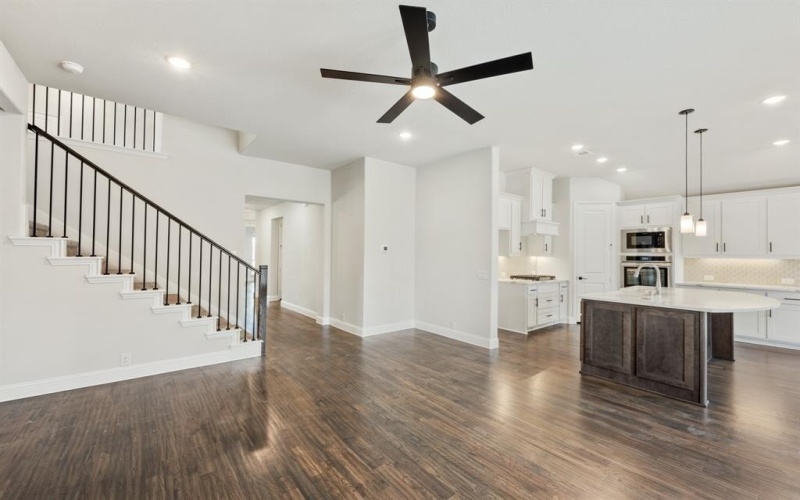 914 Cardinal Drive, Midlothian, TX 76065, 3 Bedrooms Bedrooms, ,3 BathroomsBathrooms,Residential,For Sale,914 Cardinal Drive,20767758