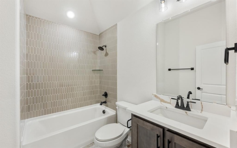 914 Cardinal Drive, Midlothian, TX 76065, 3 Bedrooms Bedrooms, ,3 BathroomsBathrooms,Residential,For Sale,914 Cardinal Drive,20767758