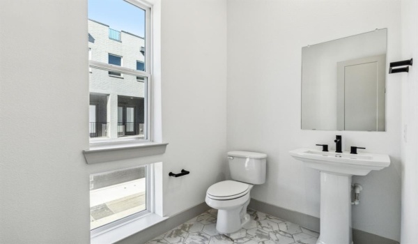 2502 Carmelita Street, Dallas, TX 75212, 3 Bedrooms Bedrooms, ,3 BathroomsBathrooms,Residential,For Sale,2502 Carmelita Street,20759731