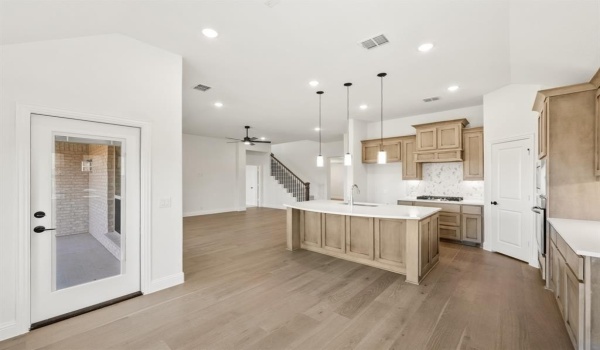 8932 New Ballinger Drive, Denton, TX 76226, 4 Bedrooms Bedrooms, ,3 BathroomsBathrooms,Residential,For Sale,8932 New Ballinger Drive,20767946