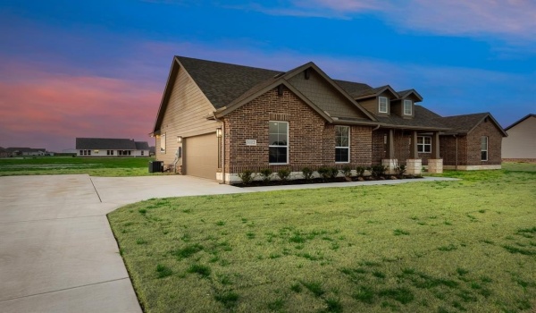3112 White Oak Road, Oak Ridge, TX 75161, 3 Habitaciones Habitaciones , ,2 BañosBaños,Residential,En Venta,3112 White Oak Road,20768074