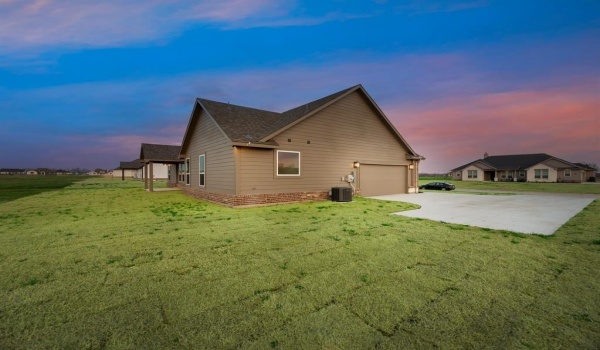 3112 White Oak Road, Oak Ridge, TX 75161, 3 Habitaciones Habitaciones , ,2 BañosBaños,Residential,En Venta,3112 White Oak Road,20768074