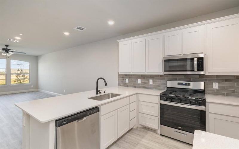 3640 Chaucer Trail, Rowlett, TX 75088, 3 Bedrooms Bedrooms, ,3 BathroomsBathrooms,Residential,For Sale,3640 Chaucer Trail,20768846