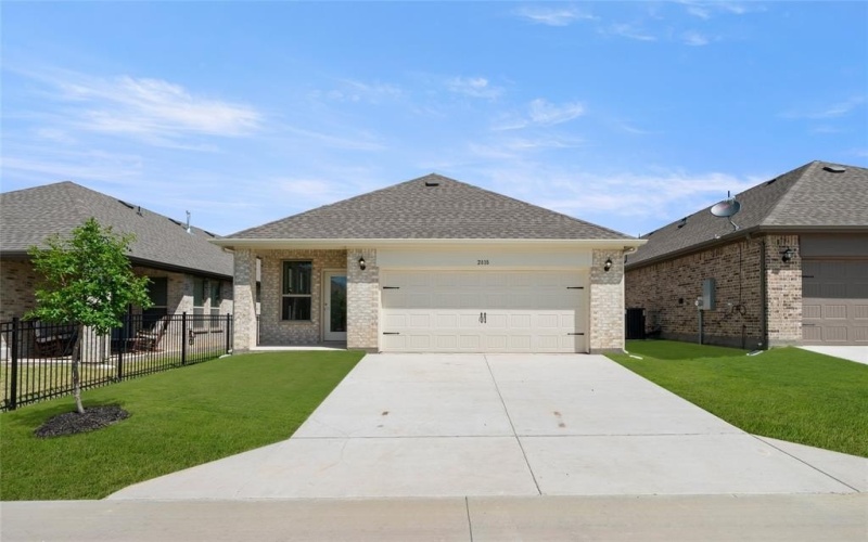 2818 Buttermilk Drive, Midlothian, TX 76065, 3 Habitaciones Habitaciones , ,2 BañosBaños,Residential,En Venta,2818 Buttermilk Drive,20761288