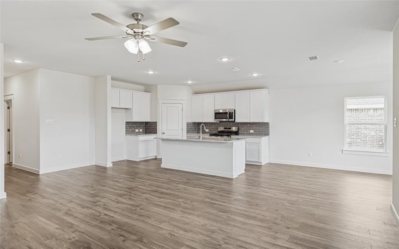 709 Jack Street, McKinney, TX 75069, 3 Bedrooms Bedrooms, ,2 BathroomsBathrooms,Residential,For Sale,709 Jack Street,20761375