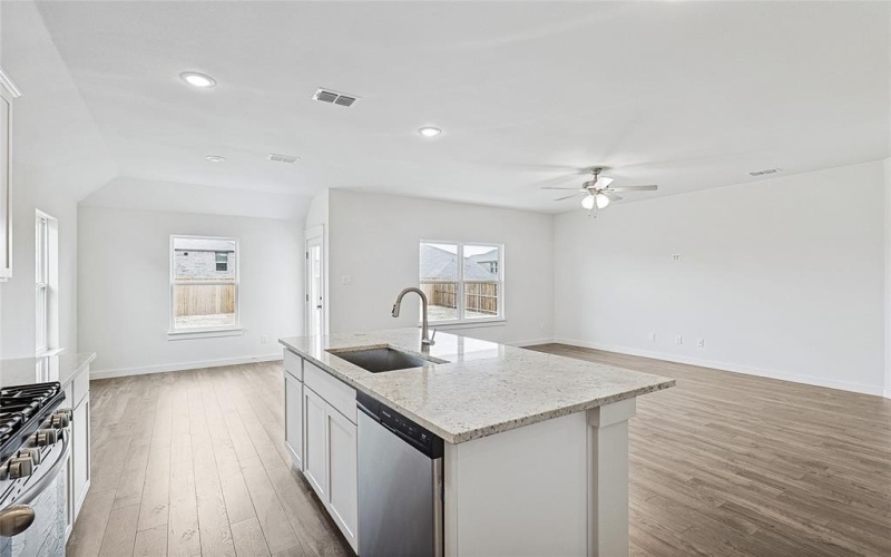 709 Jack Street, McKinney, TX 75069, 3 Bedrooms Bedrooms, ,2 BathroomsBathrooms,Residential,For Sale,709 Jack Street,20761375