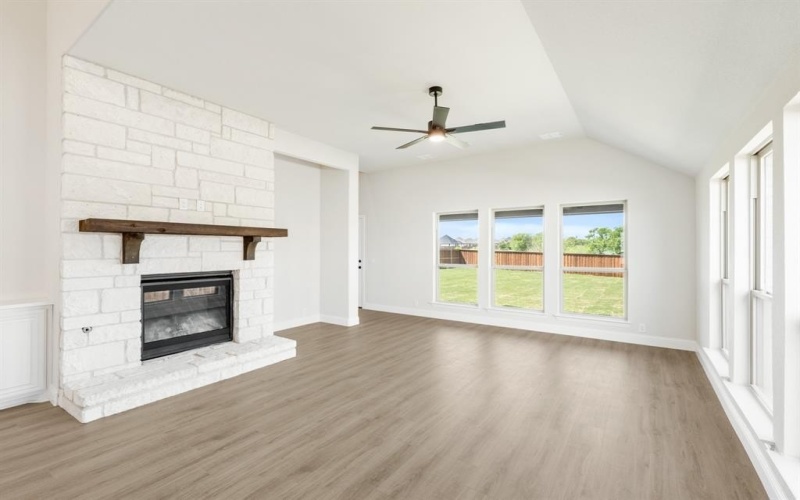 11916 Serval Street, Godley, TX 76044, 4 Bedrooms Bedrooms, ,3 BathroomsBathrooms,Residential,For Sale,11916 Serval Street,20761431
