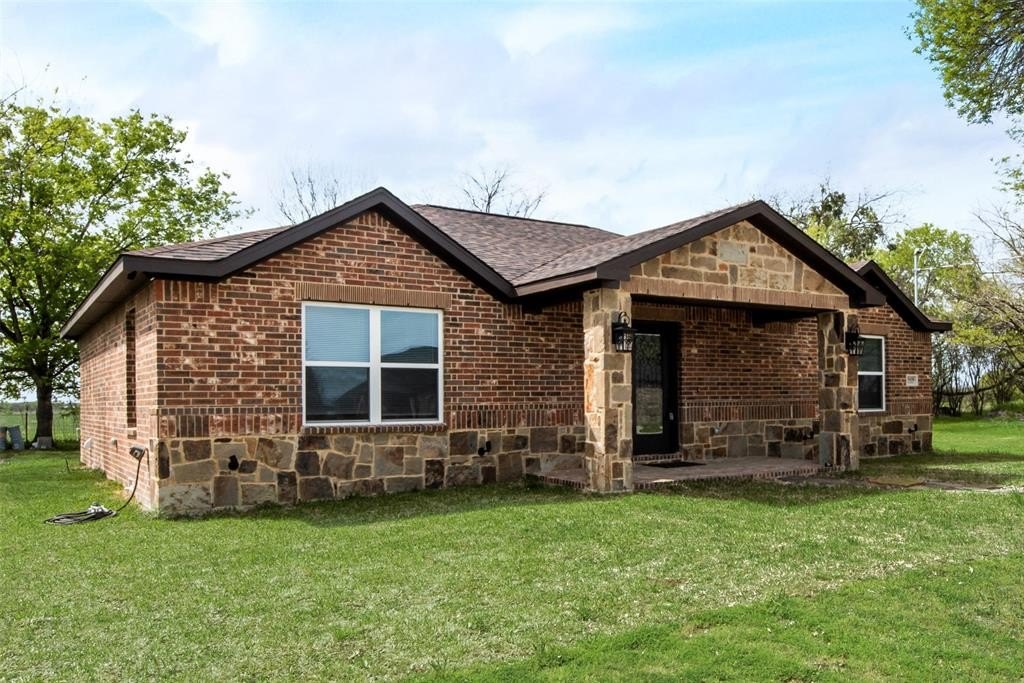 19450 Valentine Road, Kemp, TX 75143, 3 Bedrooms Bedrooms, ,2 BathroomsBathrooms,Residential,For Sale,19450 Valentine Road,20769382