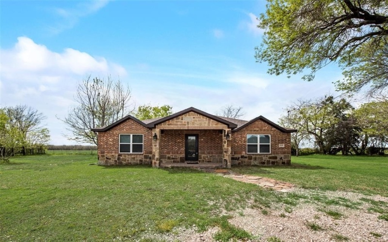 19450 Valentine Road, Kemp, TX 75143, 3 Bedrooms Bedrooms, ,2 BathroomsBathrooms,Residential,For Sale,19450 Valentine Road,20769382