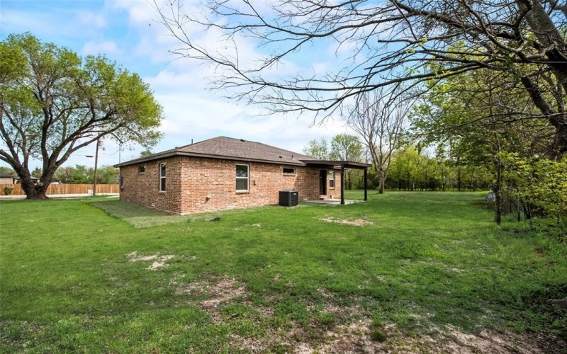 19450 Valentine Road, Kemp, TX 75143, 3 Bedrooms Bedrooms, ,2 BathroomsBathrooms,Residential,For Sale,19450 Valentine Road,20769382