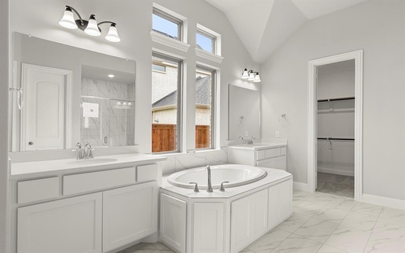 3231 Tobias Lane, Rockwall, TX 75032, 4 Bedrooms Bedrooms, ,3 BathroomsBathrooms,Residential,For Sale,3231 Tobias Lane,20770219