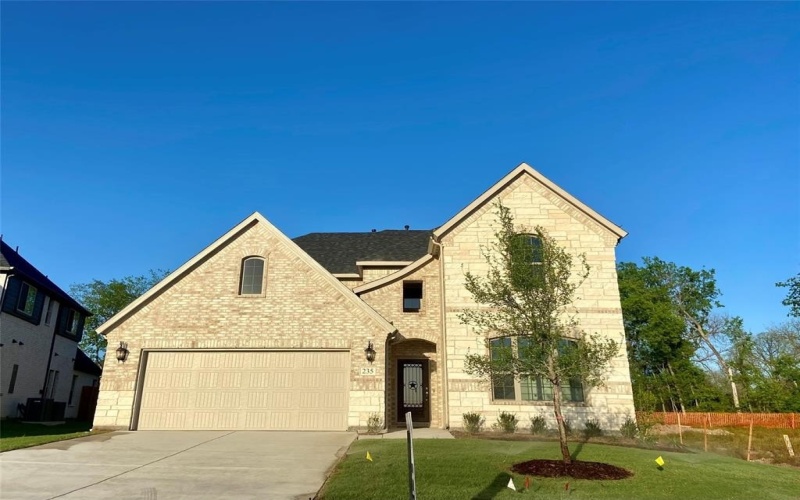 235 Devonshire Drive, Greenville, TX 75401, 5 Bedrooms Bedrooms, ,5 BathroomsBathrooms,Residential,For Sale,235 Devonshire Drive,20770575