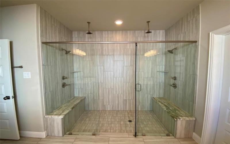 235 Devonshire Drive, Greenville, TX 75401, 5 Bedrooms Bedrooms, ,5 BathroomsBathrooms,Residential,For Sale,235 Devonshire Drive,20770575