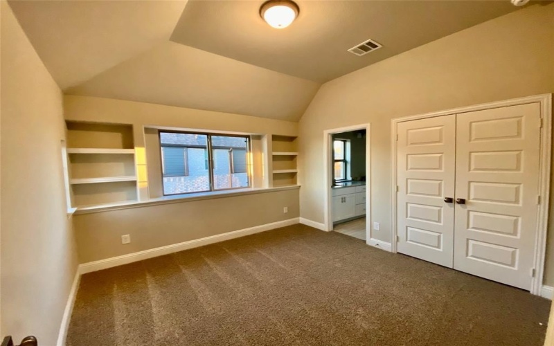 235 Devonshire Drive, Greenville, TX 75401, 5 Bedrooms Bedrooms, ,5 BathroomsBathrooms,Residential,For Sale,235 Devonshire Drive,20770575
