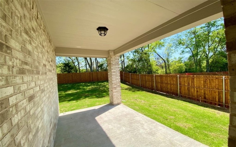 235 Devonshire Drive, Greenville, TX 75401, 5 Bedrooms Bedrooms, ,5 BathroomsBathrooms,Residential,For Sale,235 Devonshire Drive,20770575