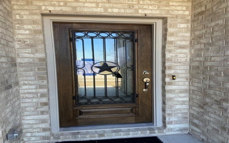 235 Devonshire Drive, Greenville, TX 75401, 5 Bedrooms Bedrooms, ,5 BathroomsBathrooms,Residential,For Sale,235 Devonshire Drive,20770575