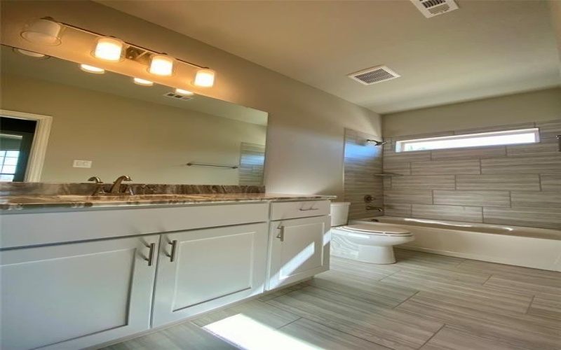 235 Devonshire Drive, Greenville, TX 75401, 5 Bedrooms Bedrooms, ,5 BathroomsBathrooms,Residential,For Sale,235 Devonshire Drive,20770575