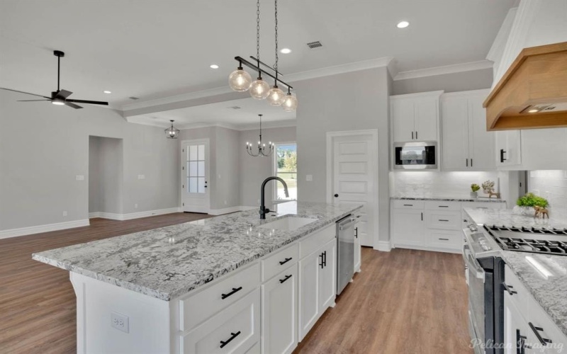 165 Oak Alley Road, Stonewall, LA 71078, 3 Habitaciones Habitaciones , ,2 BañosBaños,Residential,En Venta,165 Oak Alley Road,20752416