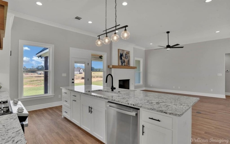 165 Oak Alley Road, Stonewall, LA 71078, 3 Habitaciones Habitaciones , ,2 BañosBaños,Residential,En Venta,165 Oak Alley Road,20752416