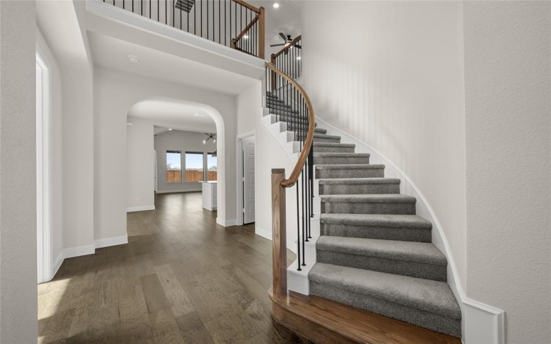2313 Meek Woods Lane, Mansfield, TX 76063, 4 Habitaciones Habitaciones , ,5 BañosBaños,Residential,En Venta,2313 Meek Woods Lane,20770689