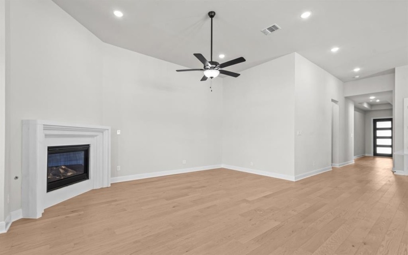 502 Long Trail, Mansfield, TX 76063, 4 Habitaciones Habitaciones , ,3 BañosBaños,Residential,En Venta,502 Long Trail,20752419