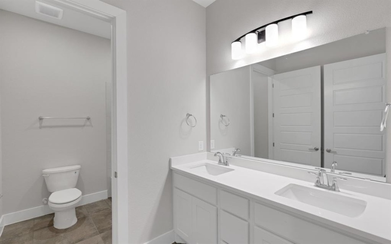 8010 Grizzly Run Drive, Burleson, TX 76028, 4 Habitaciones Habitaciones , ,3 BañosBaños,Residential,En Venta,8010 Grizzly Run Drive,20752452