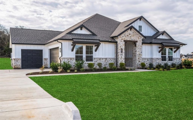 8010 Grizzly Run Drive, Burleson, TX 76028, 4 Habitaciones Habitaciones , ,3 BañosBaños,Residential,En Venta,8010 Grizzly Run Drive,20752452