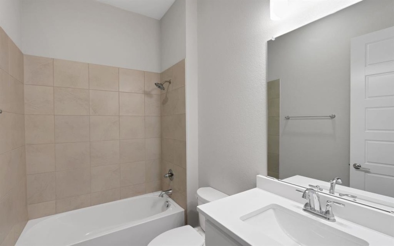 8010 Grizzly Run Drive, Burleson, TX 76028, 4 Habitaciones Habitaciones , ,3 BañosBaños,Residential,En Venta,8010 Grizzly Run Drive,20752452