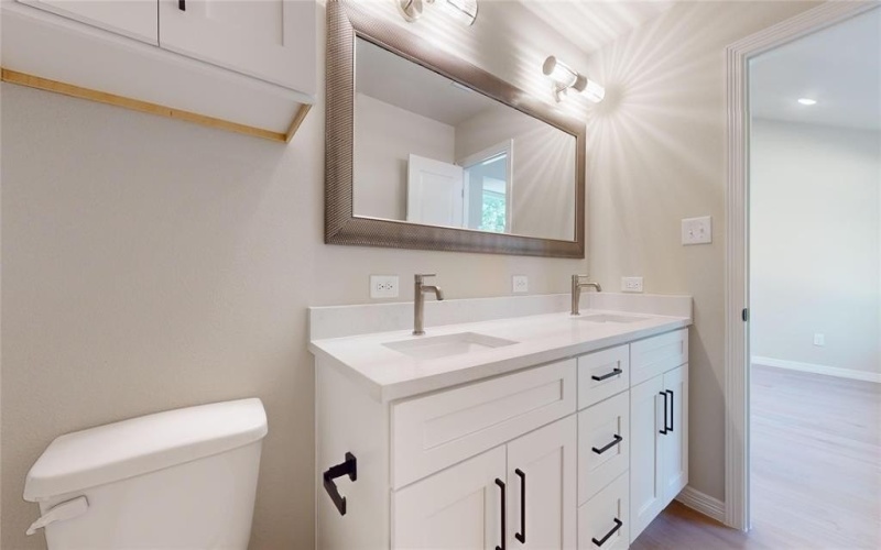 703 Cedar Street, Cleburne, TX 76031, 3 Bedrooms Bedrooms, ,2 BathroomsBathrooms,Residential,For Sale,703 Cedar Street,20770770