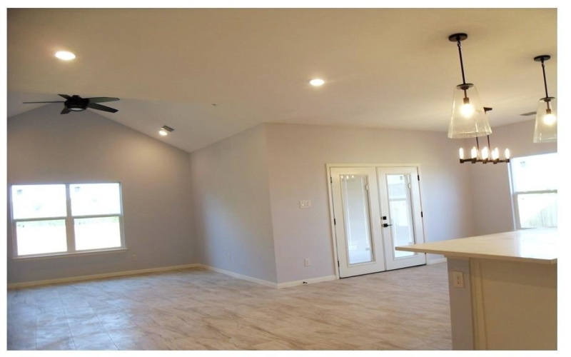 5508 Firewood Trail, Granbury, TX 76048, 3 Bedrooms Bedrooms, ,1 BathroomBathrooms,Residential,For Sale,5508 Firewood Trail,20770779