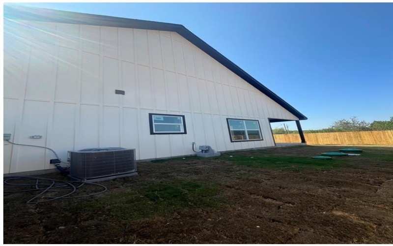 5508 Firewood Trail, Granbury, TX 76048, 3 Bedrooms Bedrooms, ,1 BathroomBathrooms,Residential,For Sale,5508 Firewood Trail,20770779
