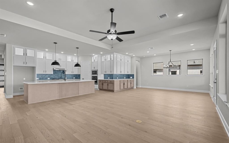 500 Long Trail, Mansfield, TX 76063, 4 Bedrooms Bedrooms, ,3 BathroomsBathrooms,Residential,For Sale,500 Long Trail,20752566
