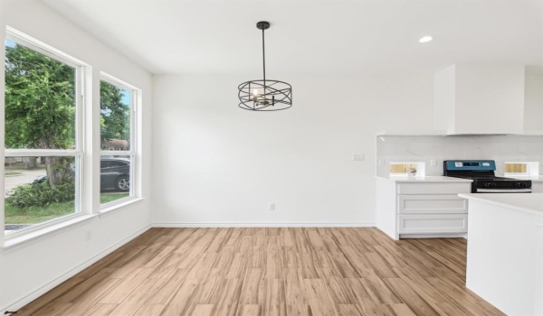 1610 Life Avenue, Dallas, TX 75212, 3 Bedrooms Bedrooms, ,2 BathroomsBathrooms,Residential,For Sale,1610 Life Avenue,20762885