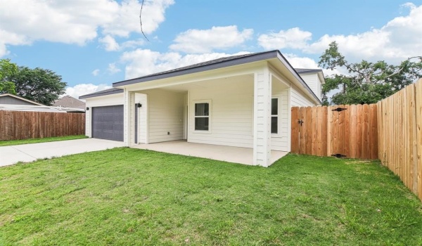 1610 Life Avenue, Dallas, TX 75212, 3 Bedrooms Bedrooms, ,2 BathroomsBathrooms,Residential,For Sale,1610 Life Avenue,20762885