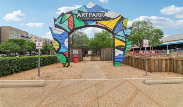 1610 Life Avenue, Dallas, TX 75212, 3 Bedrooms Bedrooms, ,2 BathroomsBathrooms,Residential,For Sale,1610 Life Avenue,20762885
