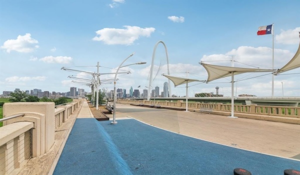 1610 Life Avenue, Dallas, TX 75212, 3 Bedrooms Bedrooms, ,2 BathroomsBathrooms,Residential,For Sale,1610 Life Avenue,20762885