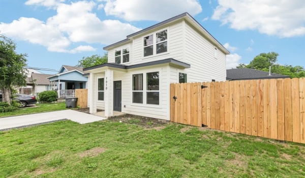 1610 Life Avenue, Dallas, TX 75212, 3 Bedrooms Bedrooms, ,2 BathroomsBathrooms,Residential,For Sale,1610 Life Avenue,20762885
