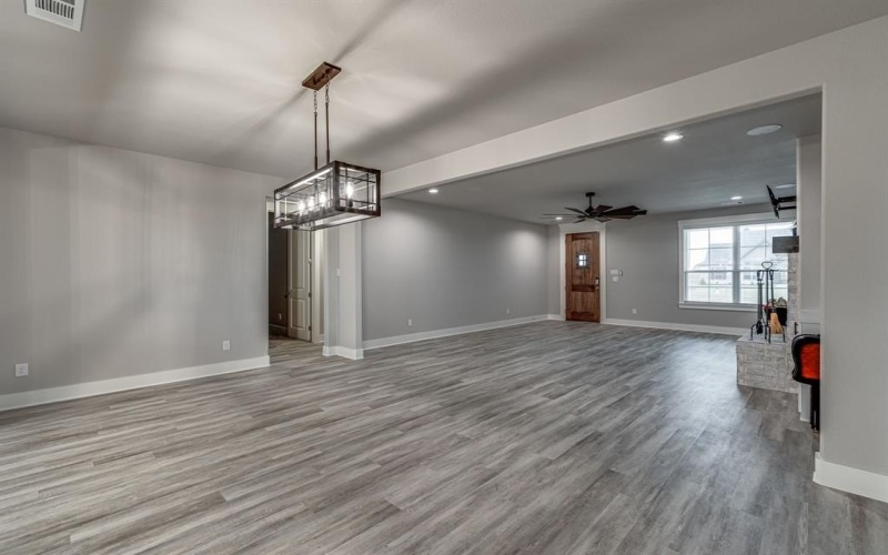 10631 Rye Bread Lane, Venus, TX 76084, 4 Bedrooms Bedrooms, ,2 BathroomsBathrooms,Residential,For Sale,10631 Rye Bread Lane,20771090