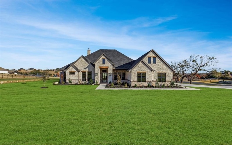 123 Club House Drive, Weatherford, TX 76087, 4 Bedrooms Bedrooms, ,5 BathroomsBathrooms,Residential,For Sale,123 Club House Drive,20762993